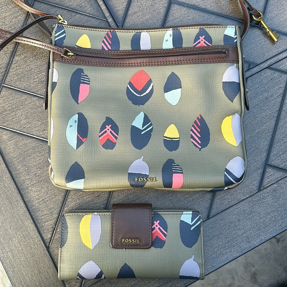 Fossil Crossbody Bag And Matching Wallet. - image 1